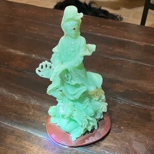 Jade-like Resin Green Asian Chinese Figurine Sculpture